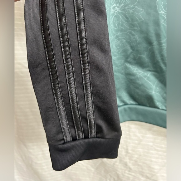 Adidas Women's Firebird Floral Embossed Track Jacket Full Zip  Size XL - Picture 6 of 9